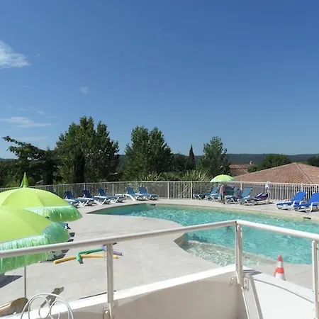 Appart hôtel Lagrange Les Bastides Des Chaumettes 4*