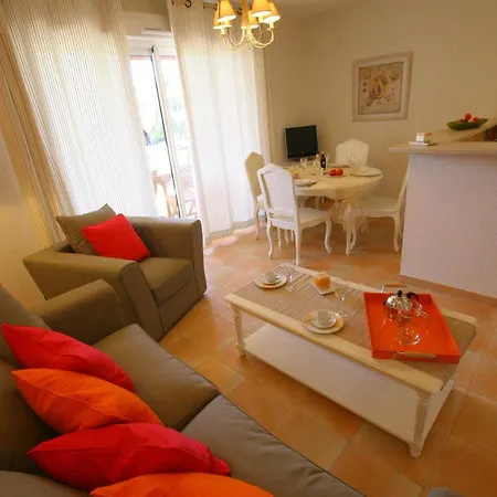 Lagrange Les Bastides Des Chaumettes 4*