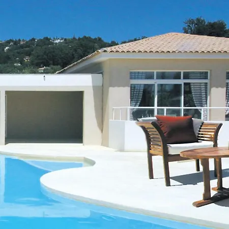 Apartahotel Lagrange Les Bastides Des Chaumettes Montauroux